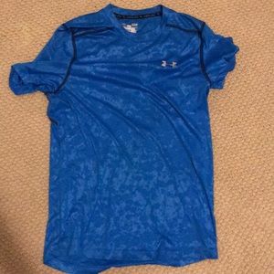 Dry fit under armour shirt